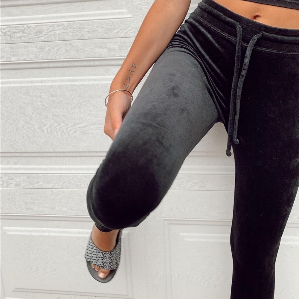 American Eagle Joggers!